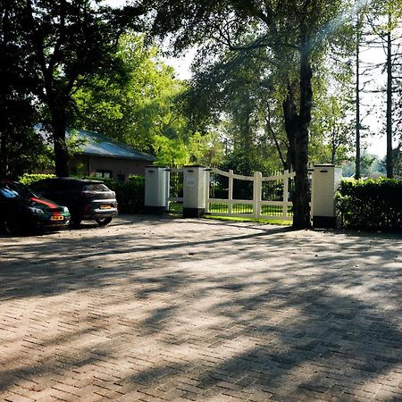 The Lodge Bed & Wellness Oisterwijk Sauna, Jacuzzi, Luxury Moergestel Buitenkant foto
