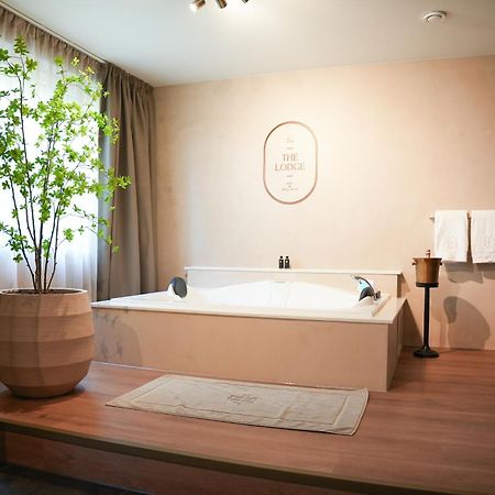 The Lodge Bed & Wellness Oisterwijk Sauna, Jacuzzi, Luxury Moergestel Buitenkant foto