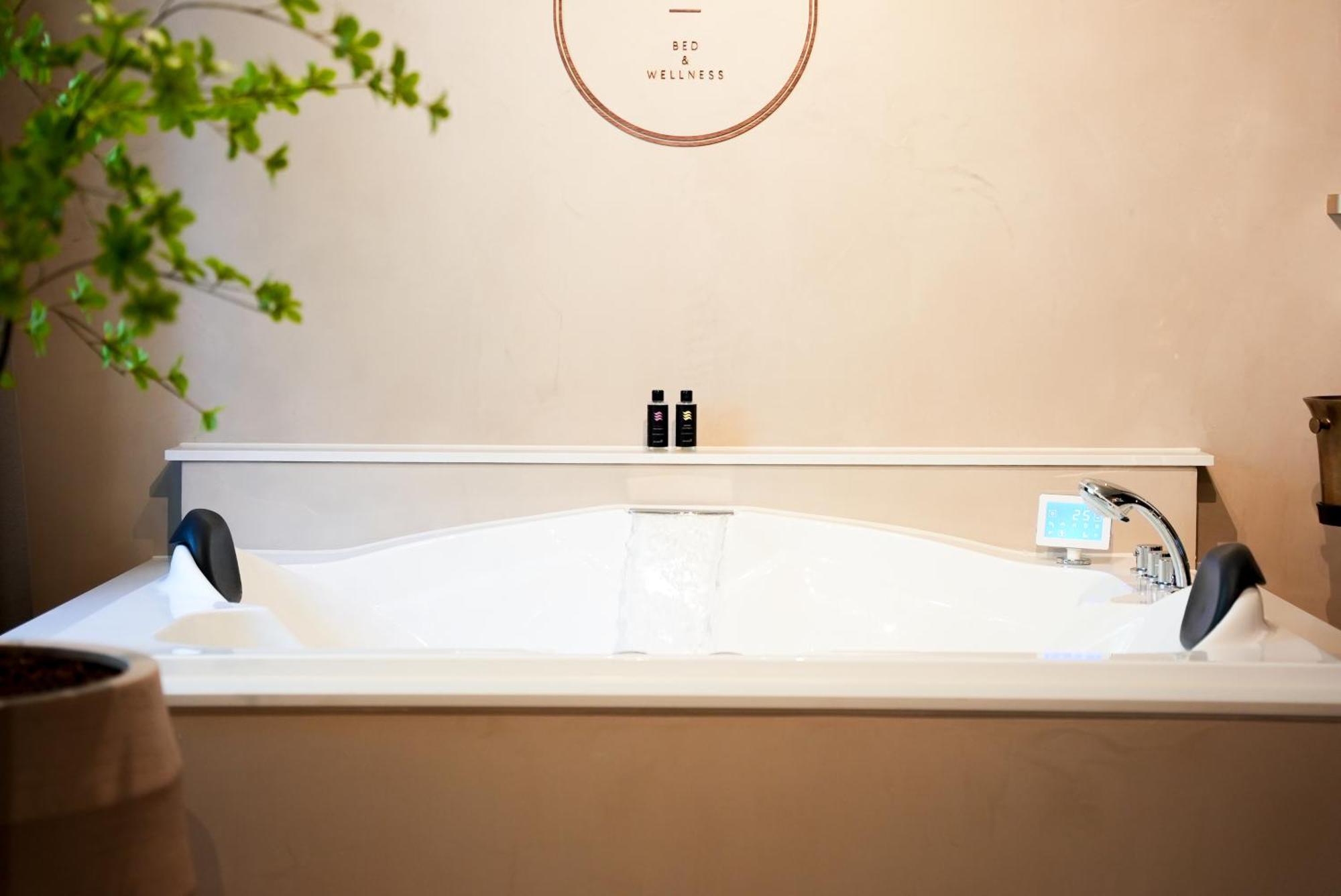 The Lodge Bed & Wellness Oisterwijk Sauna, Jacuzzi, Luxury Moergestel Buitenkant foto